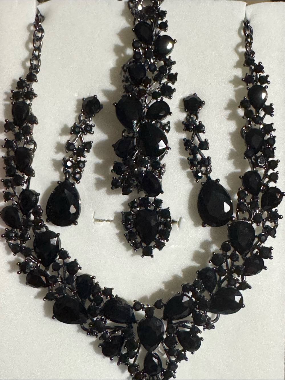 Elegant Black Crystal Necklace and Earring Set - Women's Jewelry